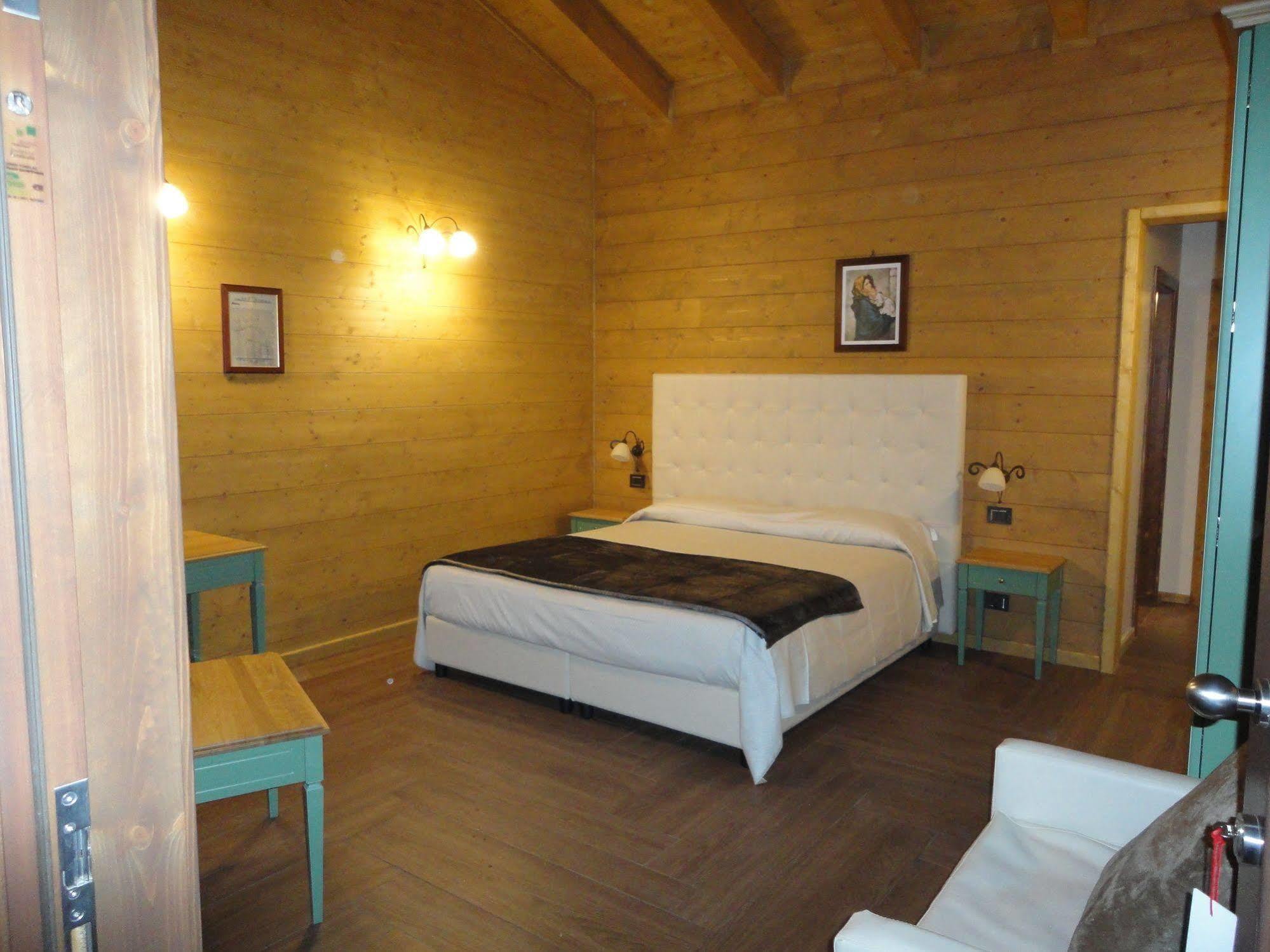 Agri-Hotel Da Marianna Resort & Spa Santa Domenica Vittoria Luaran gambar