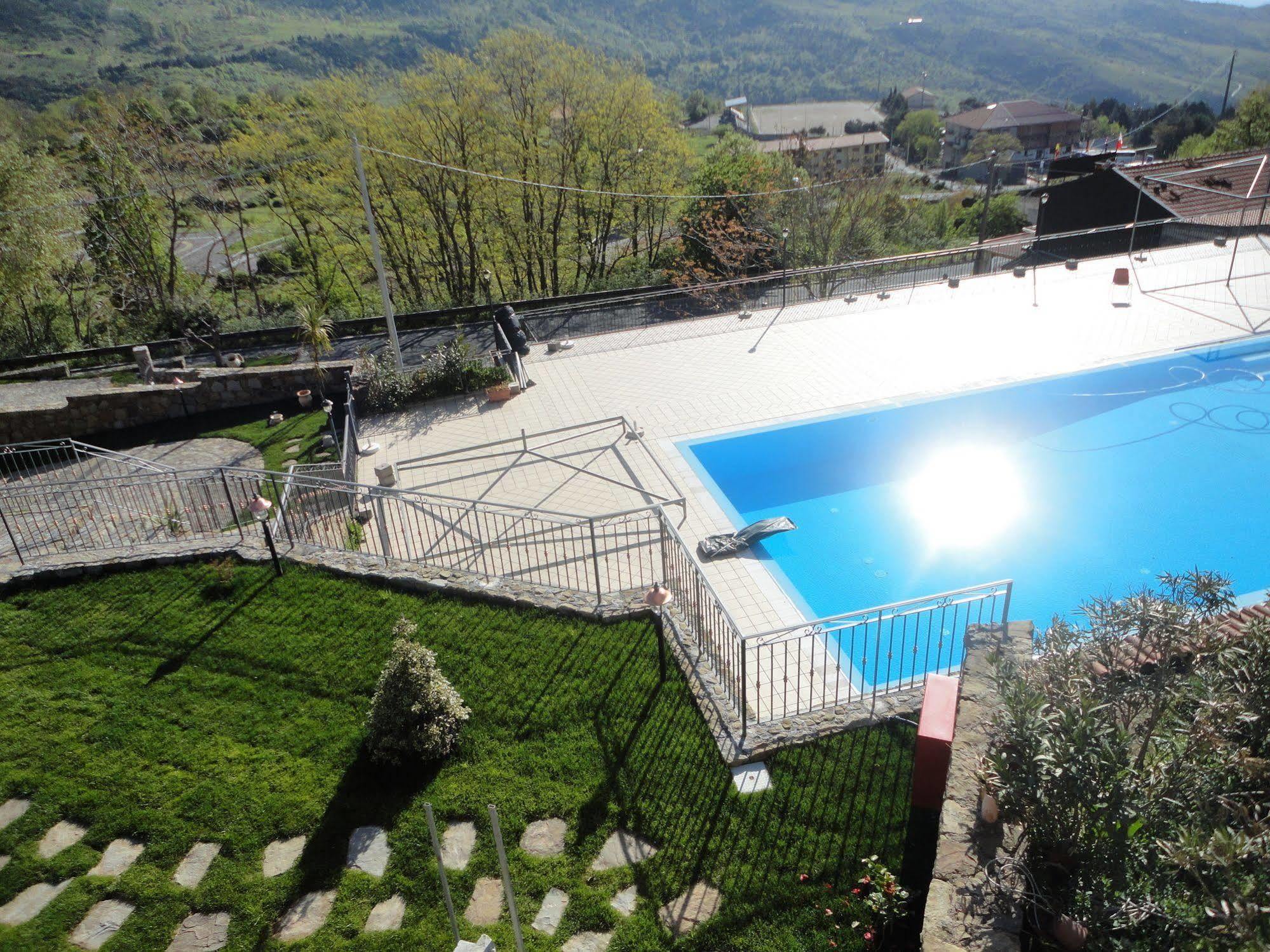 Agri-Hotel Da Marianna Resort & Spa Santa Domenica Vittoria Luaran gambar